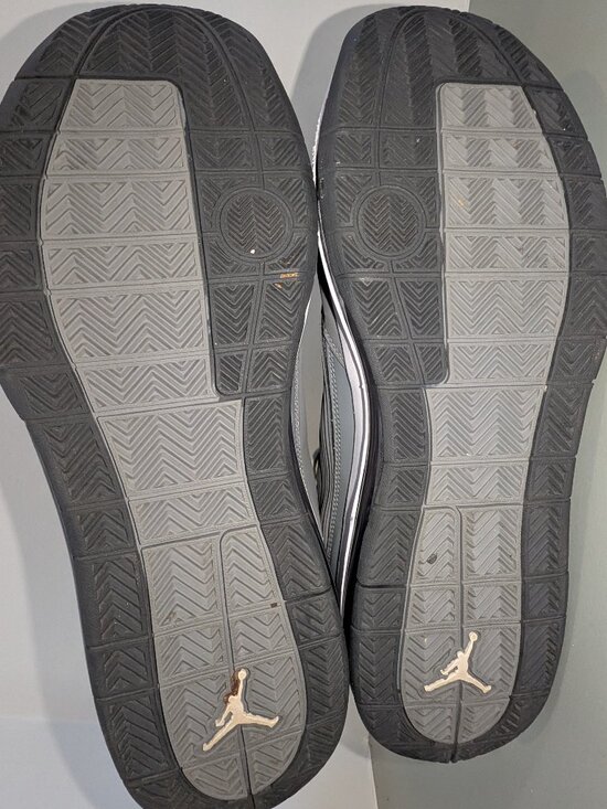 Nike Men\'s Jordan Big UPS Cool Grey Sneakers Size 13 - 467893-002 main image 6